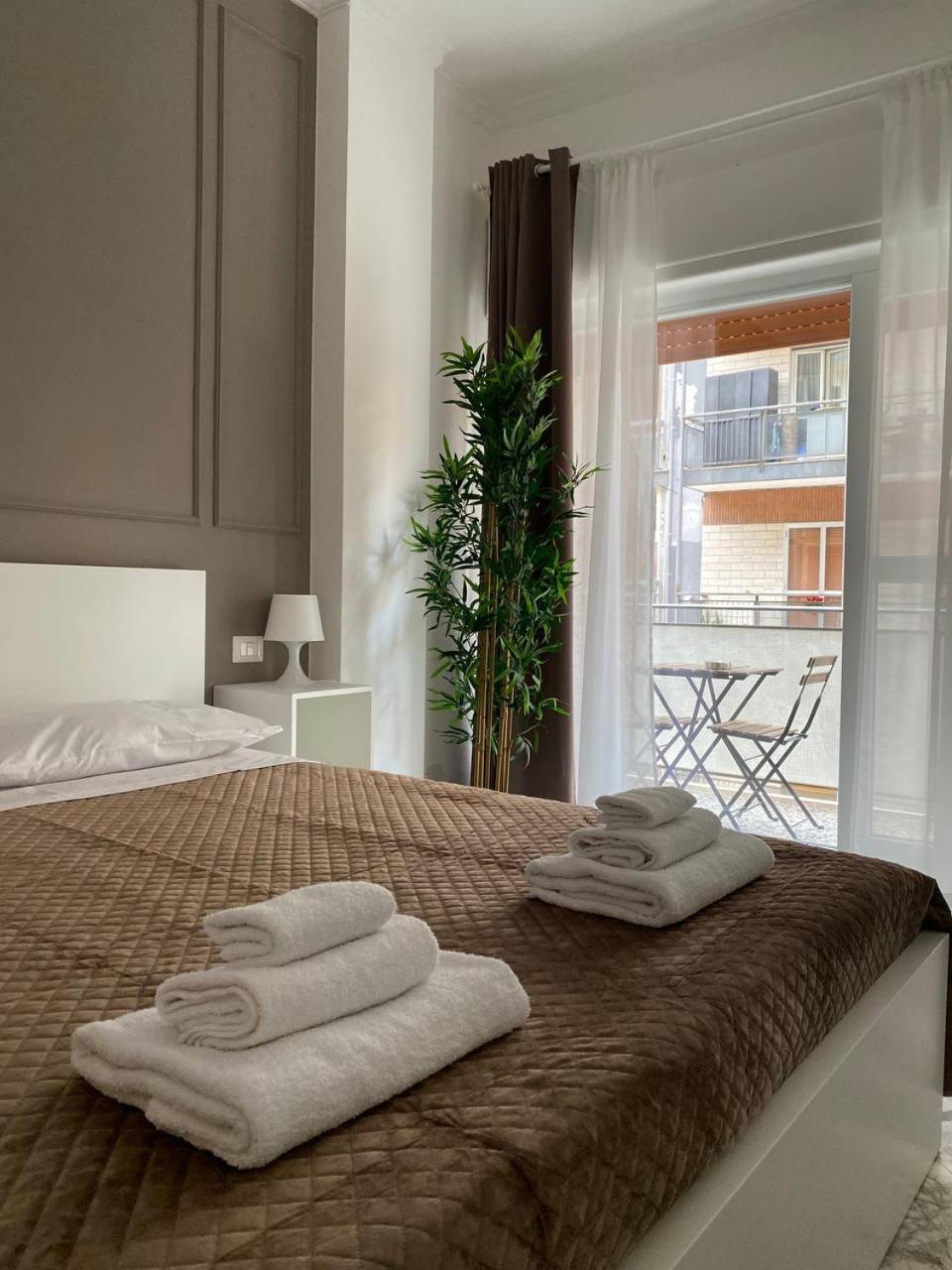 Quintino Sella Suites Bari Exteriör bild