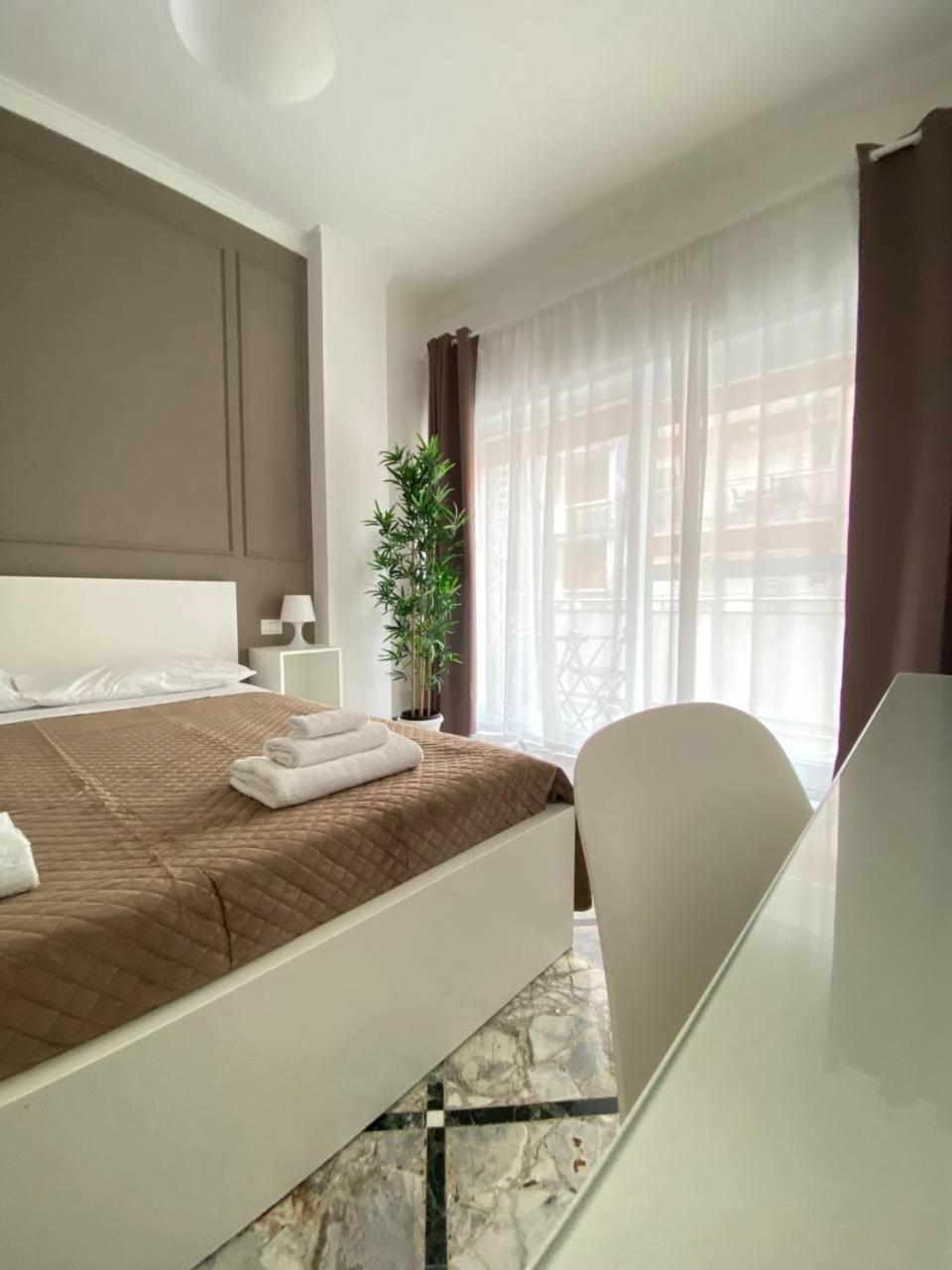 Quintino Sella Suites Bari Exteriör bild