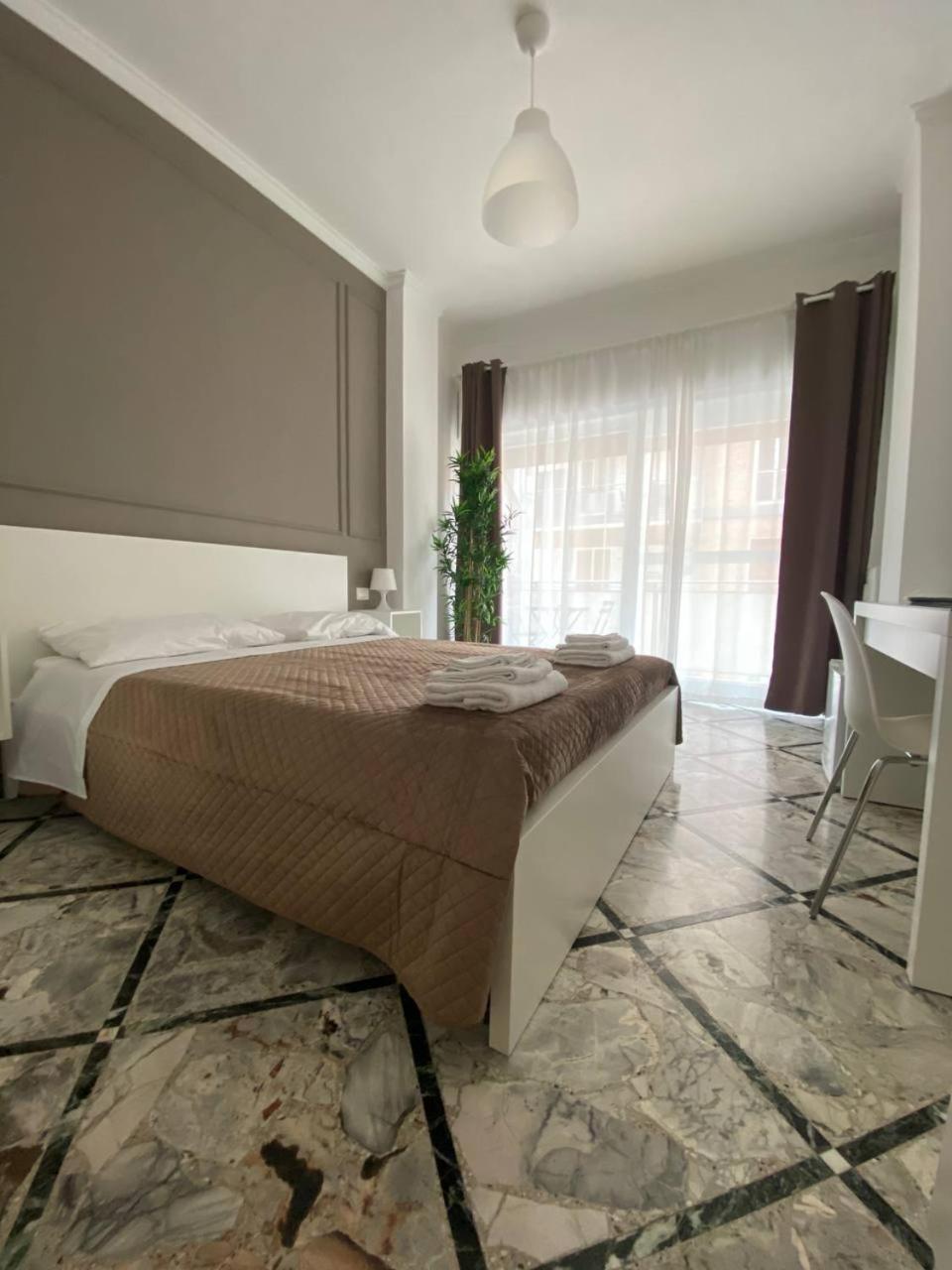 Quintino Sella Suites Bari Rum bild